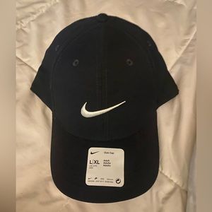 NEW WITH TAGS BLACK NIKE HAT
